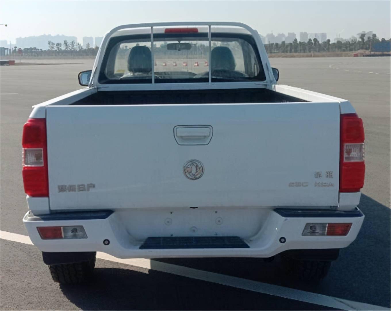 新锐骐单排版曝光玉柴24t柴油机载质量超700kg