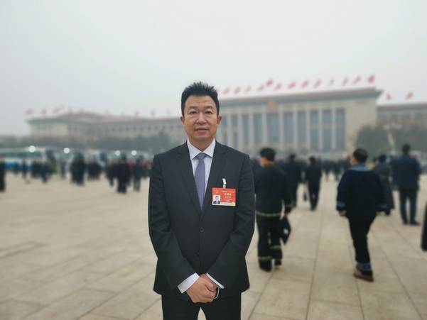 光明两会对话宋张骏代表强化医疗机构公共卫生责任实施精准防疫