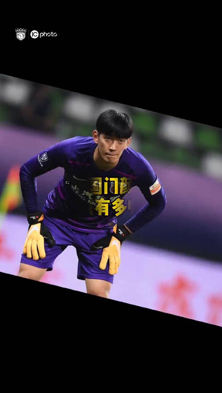 体坛帅哥安利最帅国门颜骏凌效力上海海港队身高191cm拼安好运