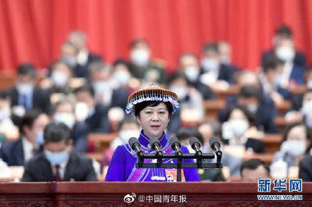 委员建议打击网络诽谤的营销号