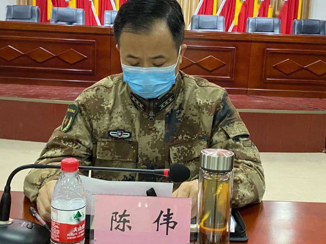 新乡军分区党委常委,政治工作处主任陈伟对我县征兵工作的开展予以
