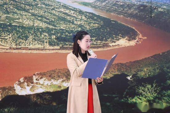 贺楠,吴媛 《谢谢你,我的"李焕英"》延川县财政局机关 张晶,刘艳《暖