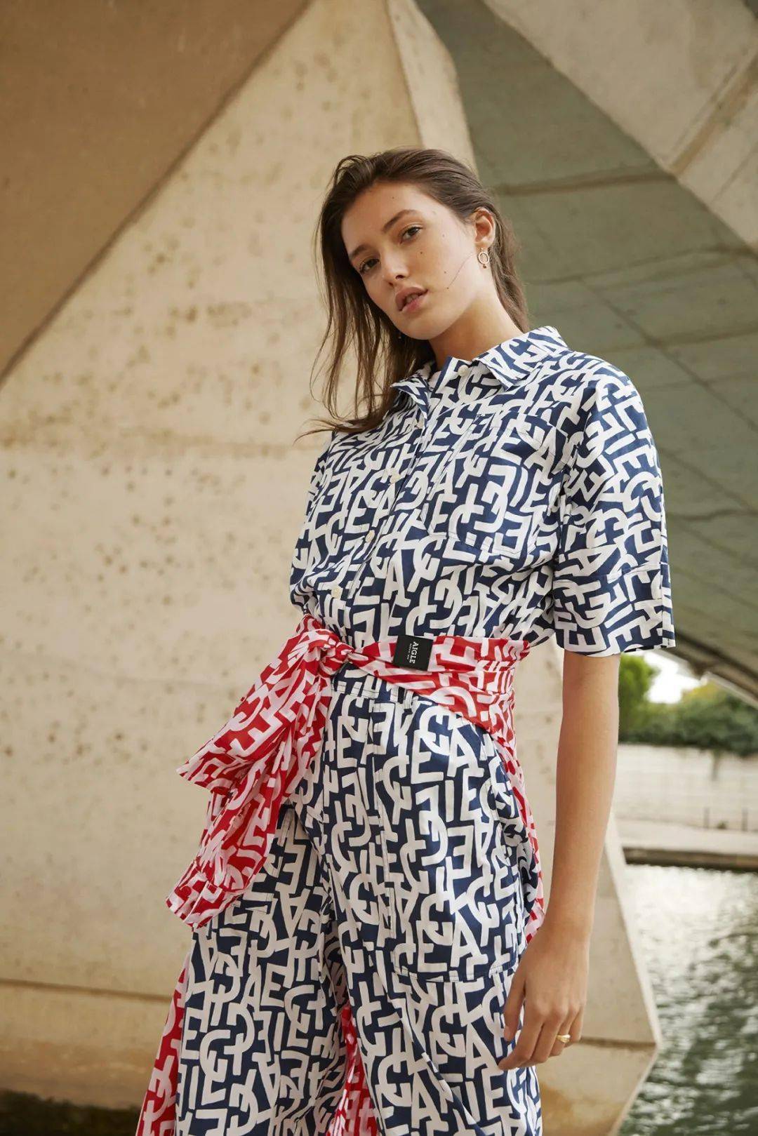 aigle携手虚拟时尚博主noonoouri秀出早春时尚