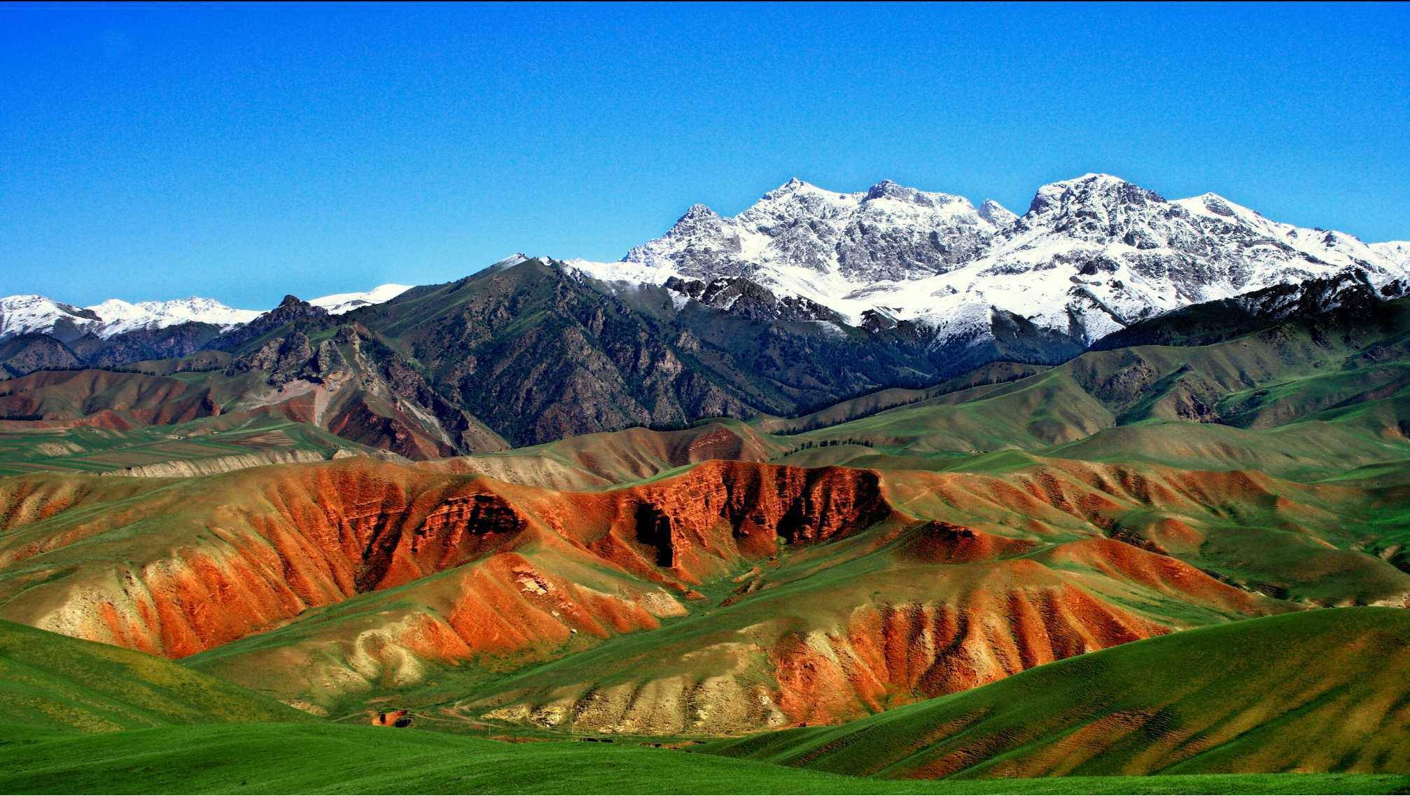 祁连卓尔山风景区图片