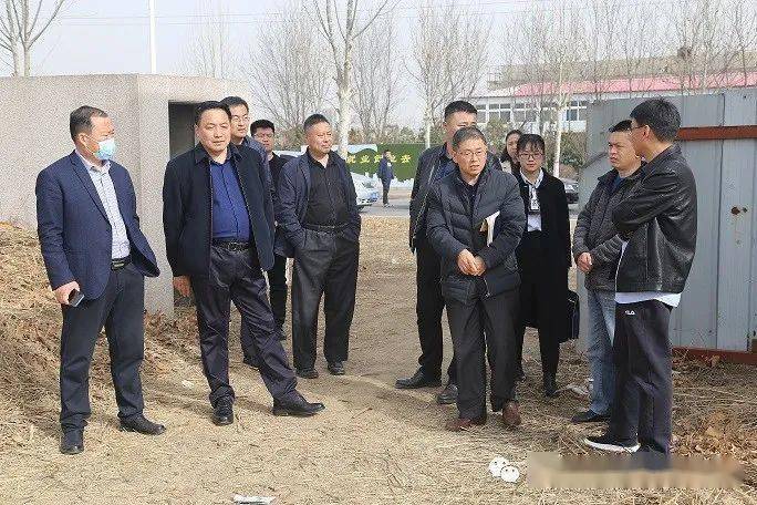 3月17日,濮阳市产业集聚区"百园增效"行动领导小组高卫平一行6人到