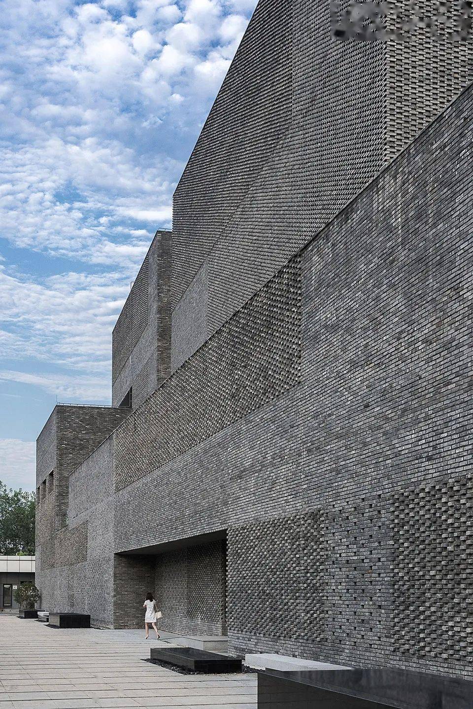 如恩设计新作 | 摆脱工业建筑的空旷感与孤寂感 - 迅达城,上海