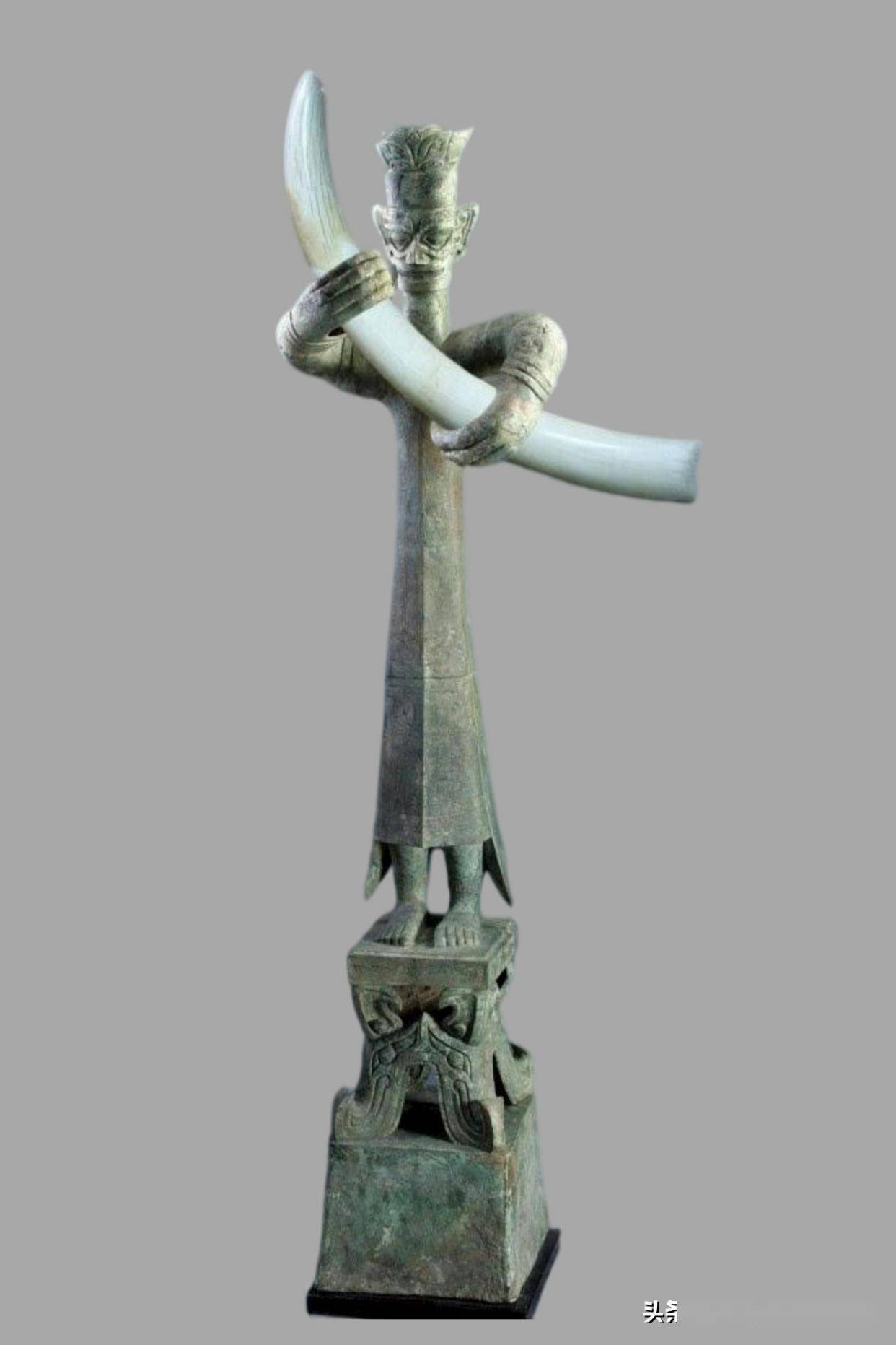 三星堆再现上百根象牙这些象牙哪来的考古专家可能来自异域