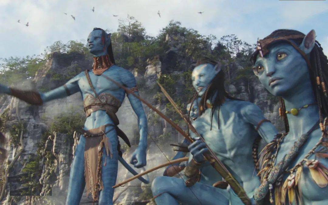 他驯服了神兽魅影,号召纳威人联合潘多拉各部族,共同备战.