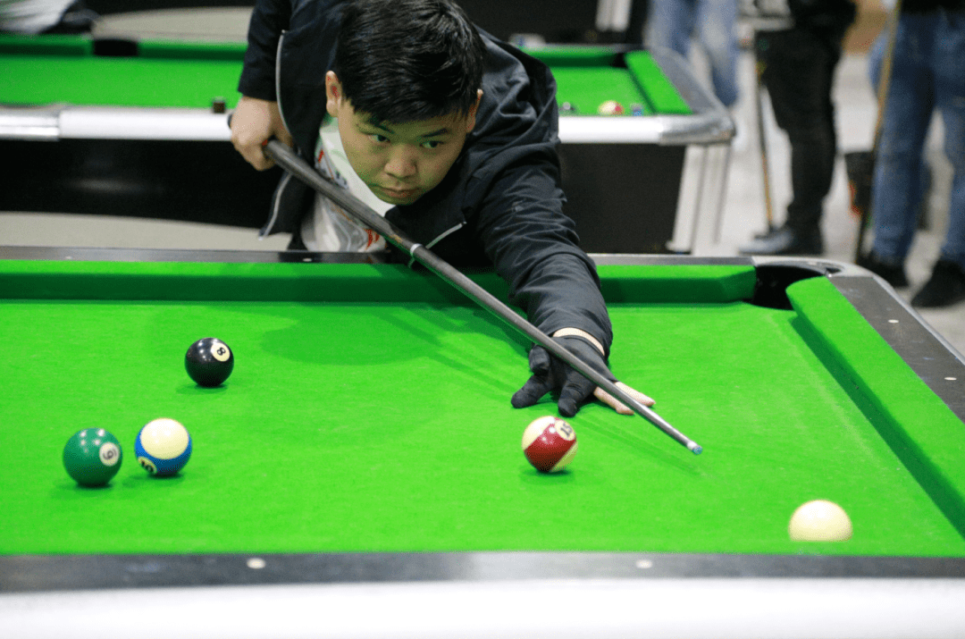 2021乔丹体育杯台球比赛圆满落幕他突破重围勇夺冠军
