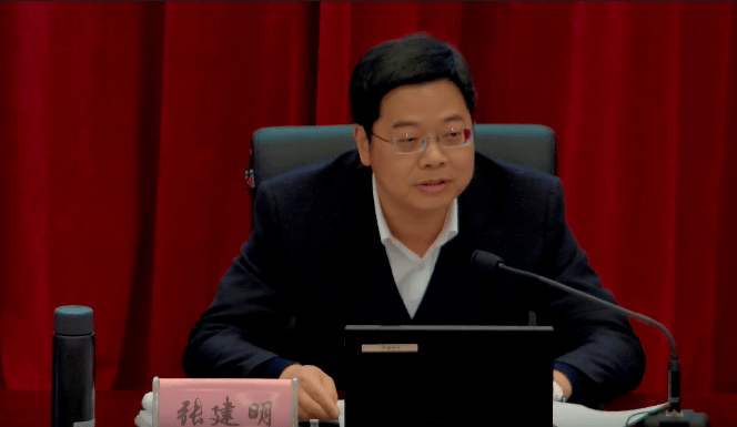 张建明从清廉温州建设的背景和意义,进展和成效,问题和挑战,路径和