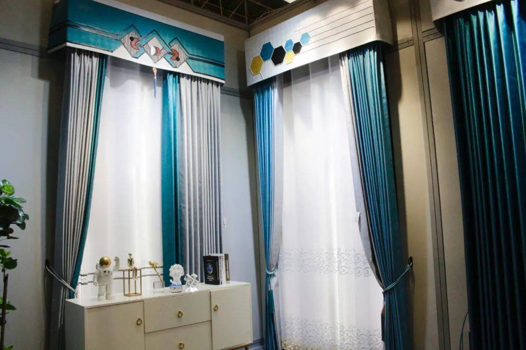 特别报道领航成品链聚产业2021柯桥春季窗帘展今日开幕