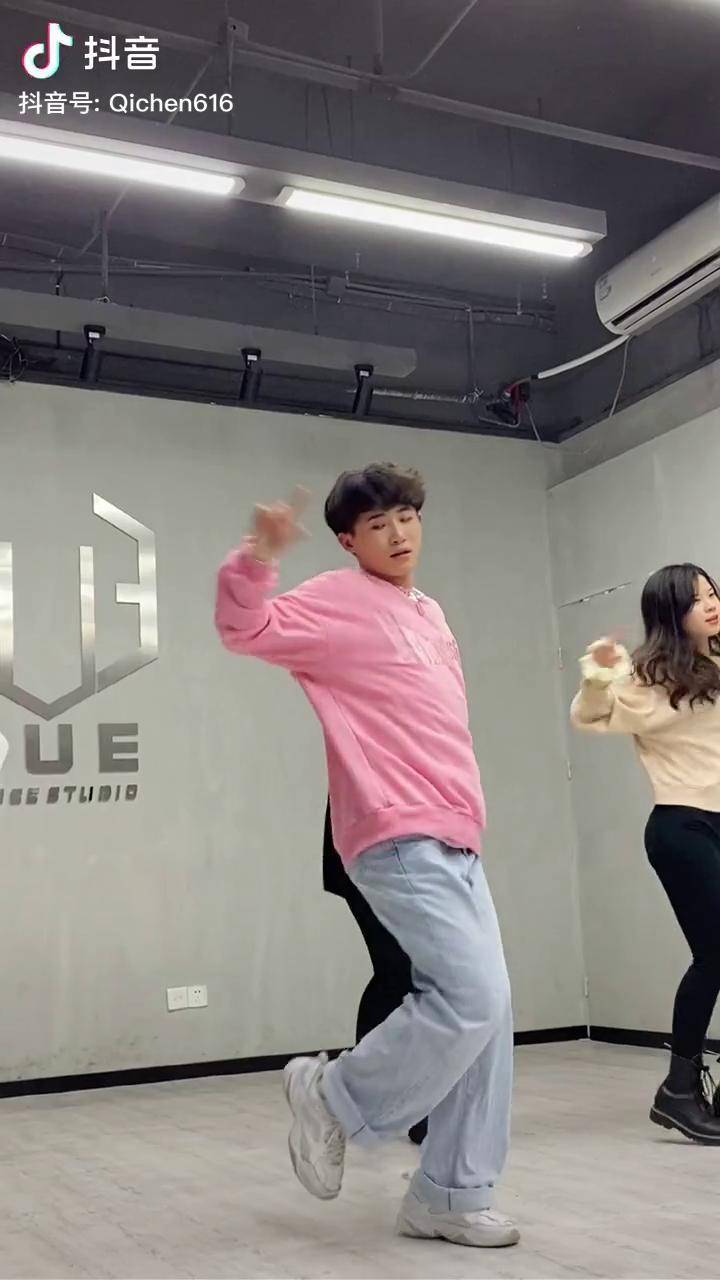 今日份女团课堂视频直拍泫雅imnotcool舞蹈