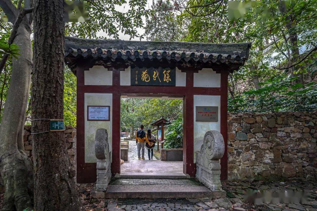 过起了隐姓埋名的生活春秋时期,孙武在吴地的西部山林孙武苑隐藏在一