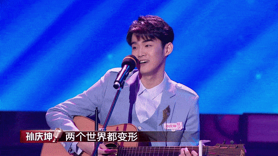 相较于学长学姐的小case,奇袭选手黄泽轩的问题似乎