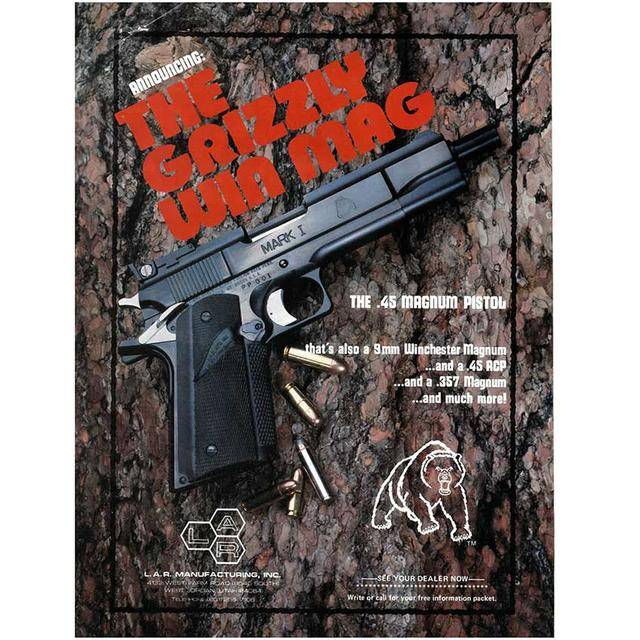 1911版的大灰熊使用点45马格南弹,一般的人射击时太伤鼻子