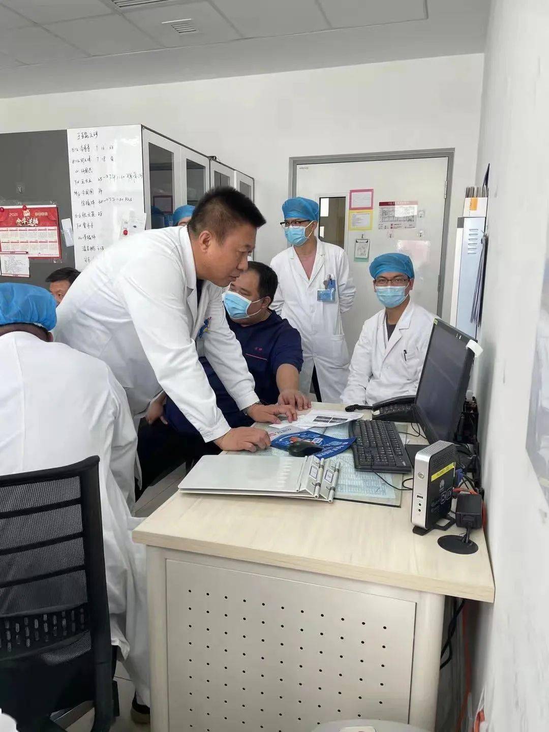 看他们如何为体重不足4kg的先心病宝宝进行体外循环下心脏直视手术