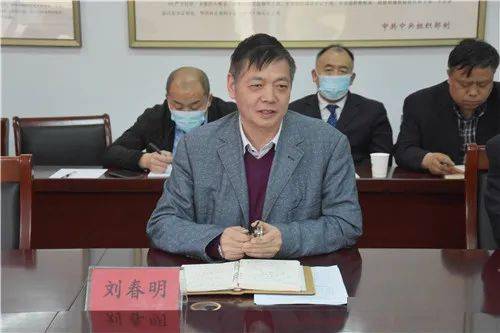 考核组对市人防办副主任刘春明,综合科科长胡昌杰,机关党委专职副书记