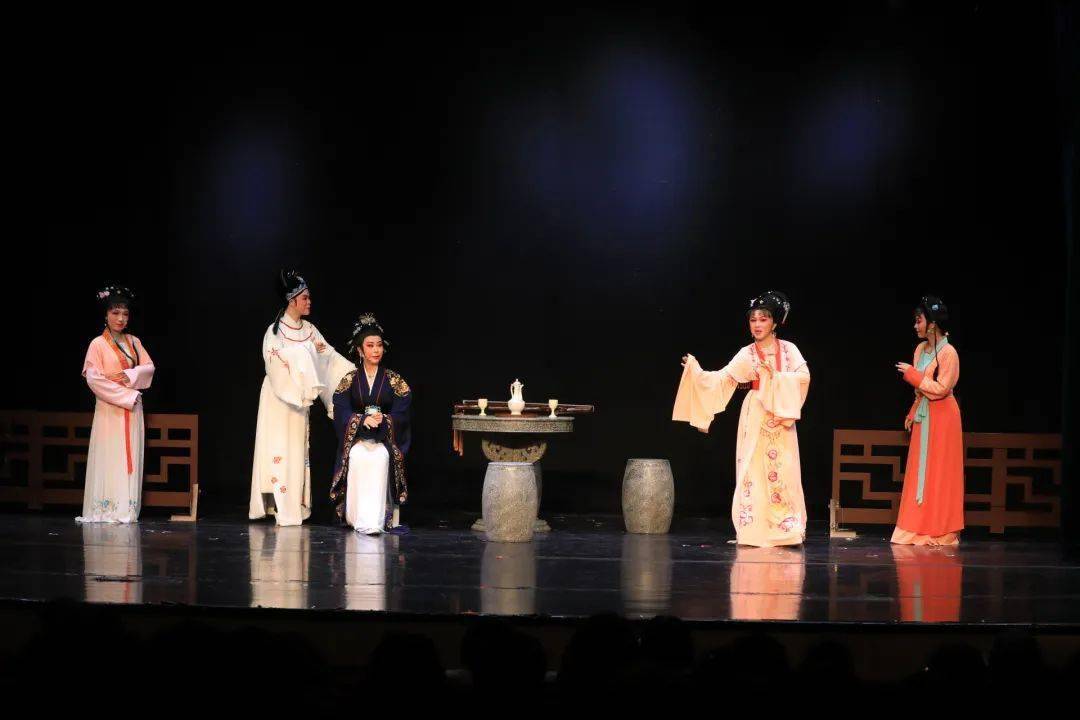 鹏城是哪个电视剧 568a60232f15451aa3fdced2401108c7.jpeg