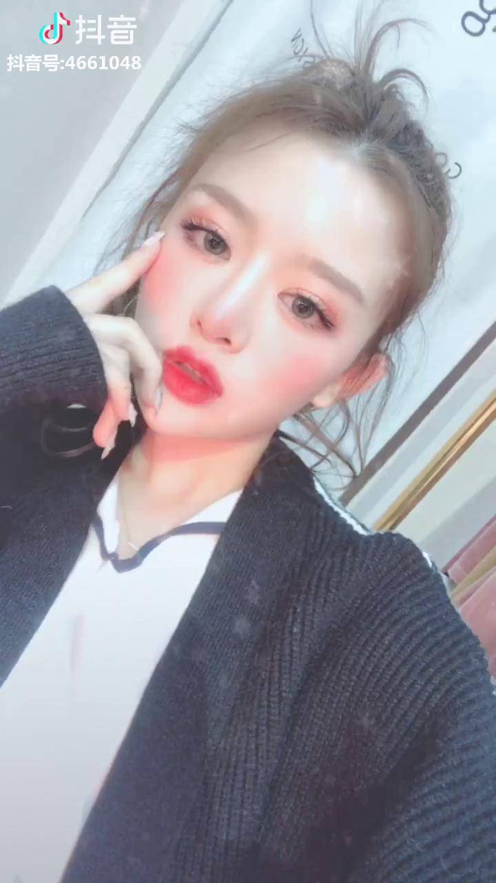 你是冬日里的冰美人啊啊啊拍了几百遍