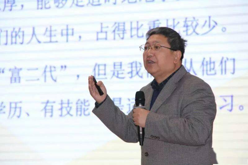 从现在到高考每一秒的懈怠都是犯罪我在湖北松滋一中举办励志演讲