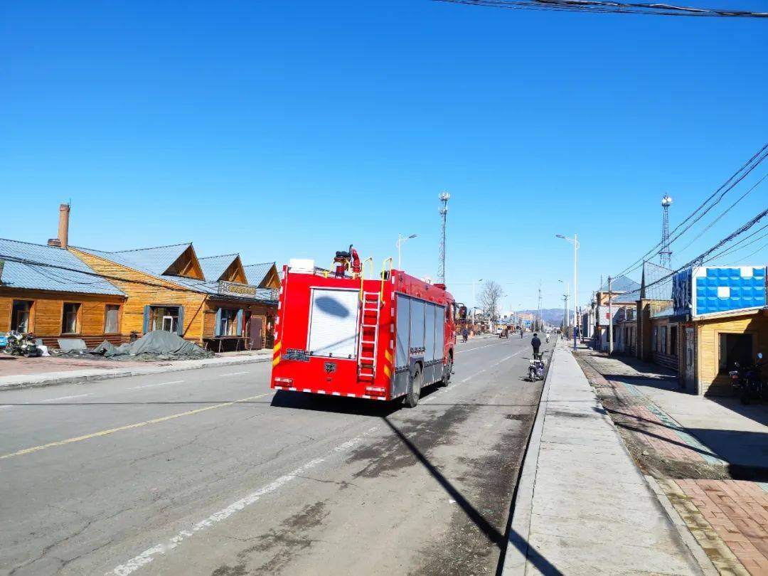 加强宣传强化检查图里河镇绷紧防火安全弦