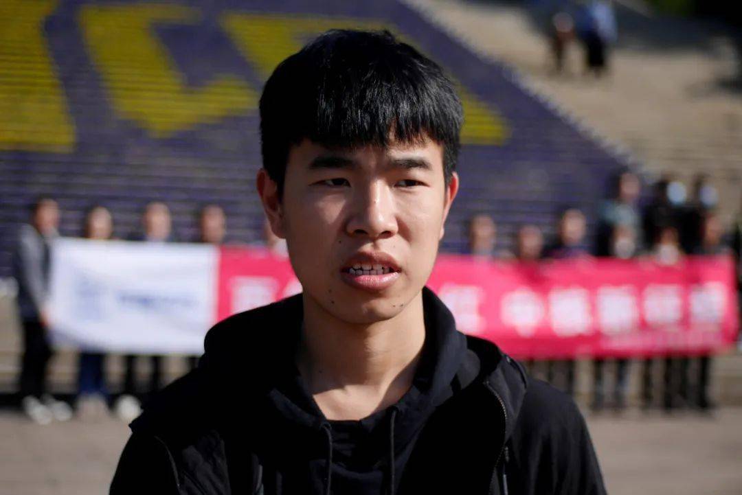 应用技术学院2018级本科生 李鑫龙