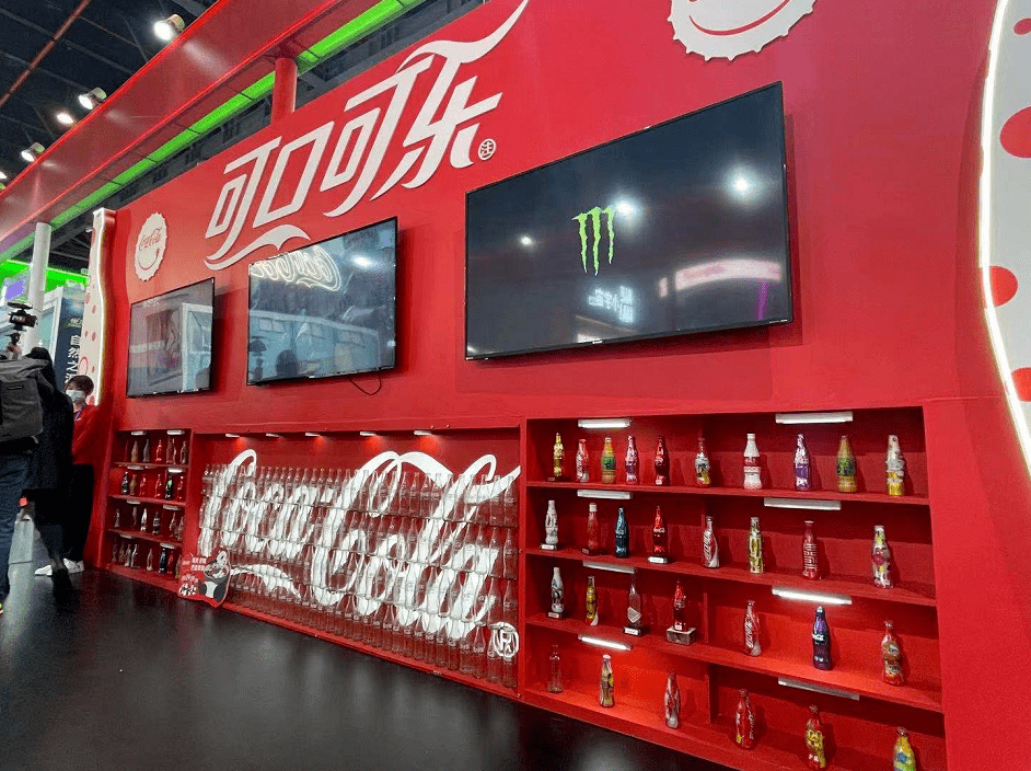 脚逛pa,眼看花,嘴吃麻_小天