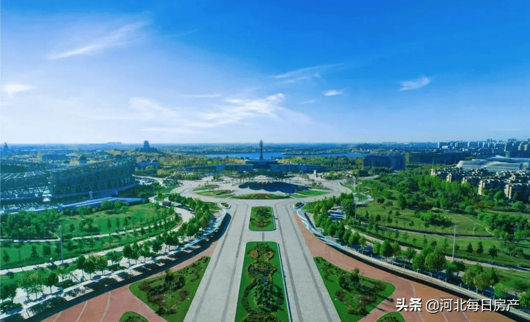 中海枫丹公馆丨纯法式人居殿堂即将臻启，敬请鉴枫华_唐山