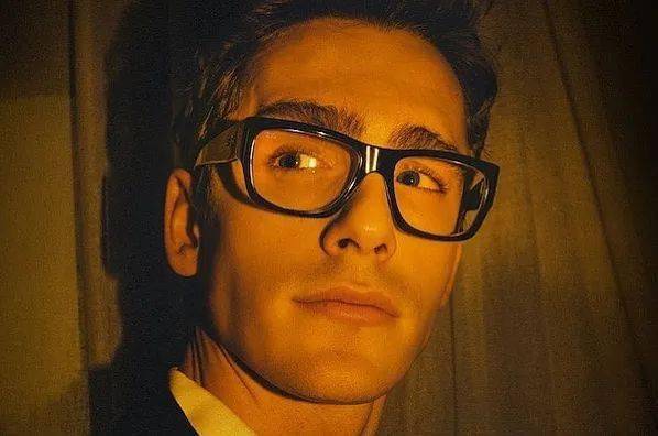 hegotthatjamesdeandaydreamlookinyoureye