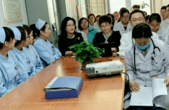 2019年3月22日全院召开6s管理活动动员大会,脾胃病科在迟莉丽主任带领