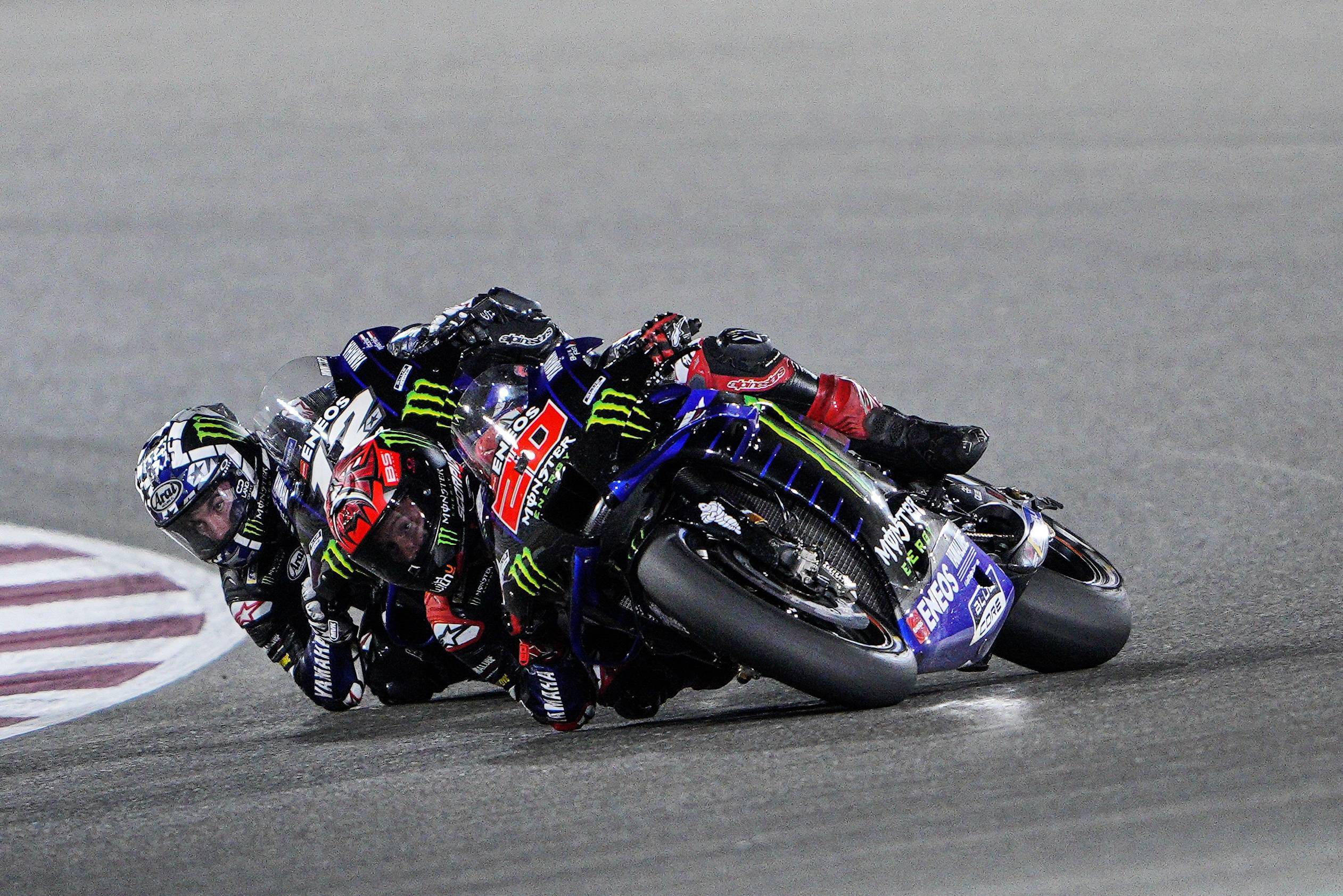 到第 19 圈,夸塔拉罗超越了已经领先大半场比赛的