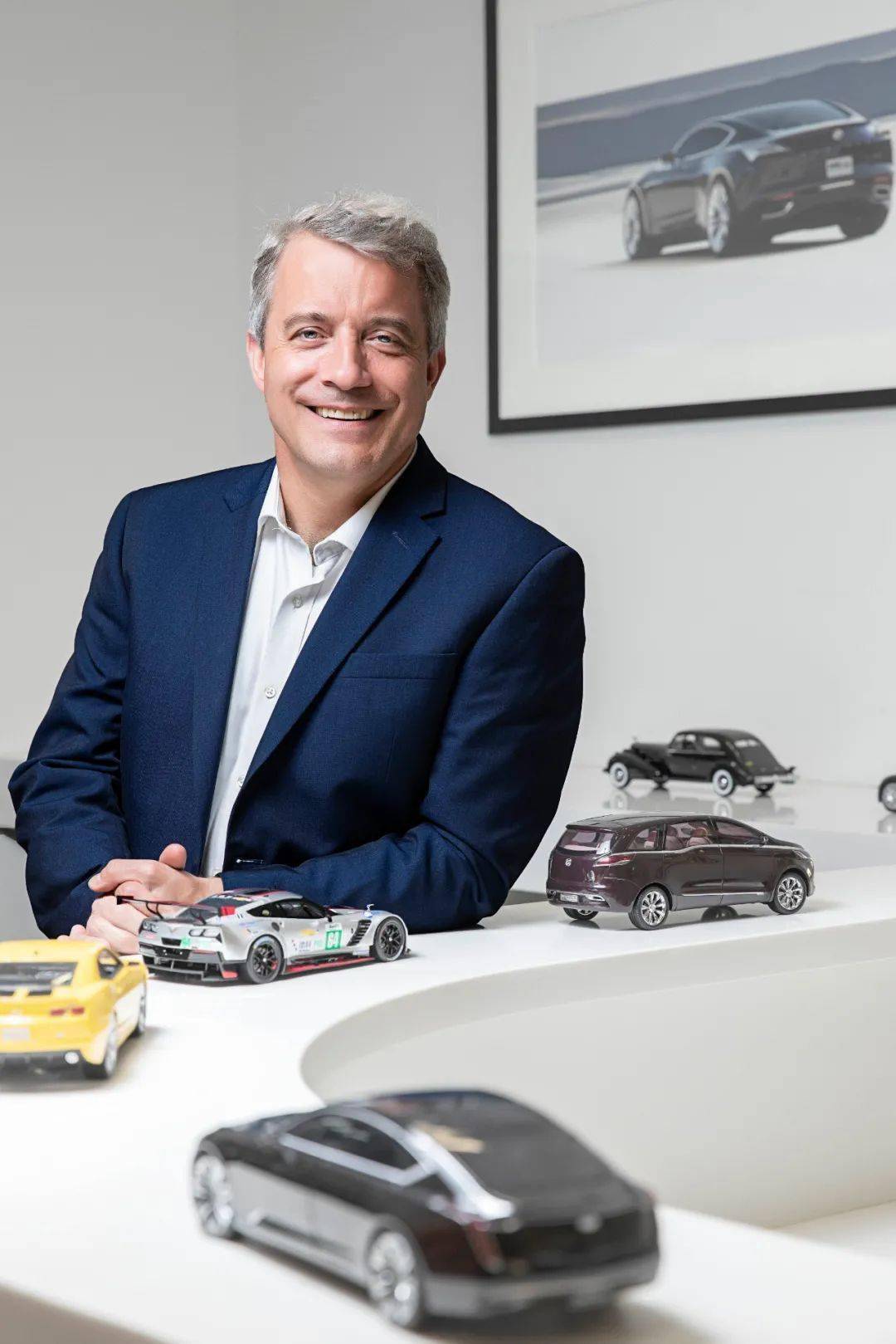 高晓松讲加州一年gdp_高晓松自曝年轻时像吴亦凡,吴亦凡回应高晓松,让人大跌眼镜