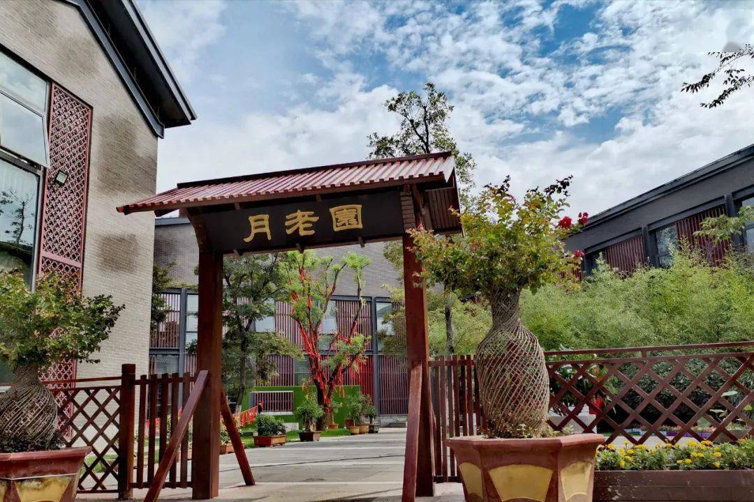 板桥镇是古胶州所在地,宋代是北方最大的海关重镇,我国五大港口之一.