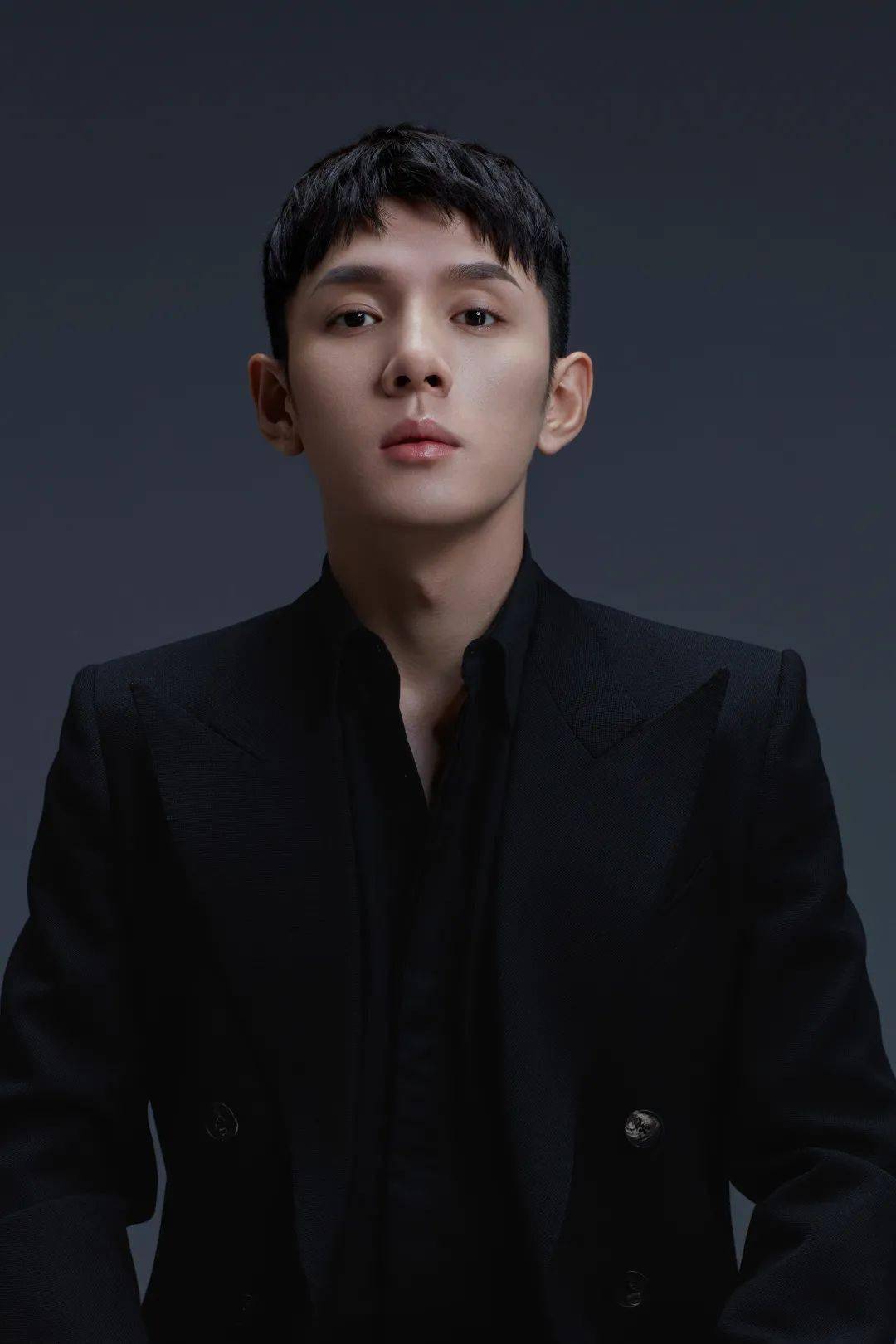 李佳琦担任上海时装周可持续时尚宣推官