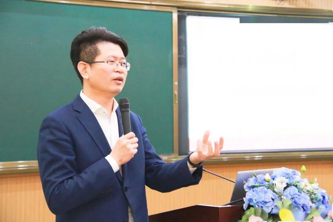 杭州几所知名初中抱团要做什么昨天上城区教育局局长项海刚说了一段