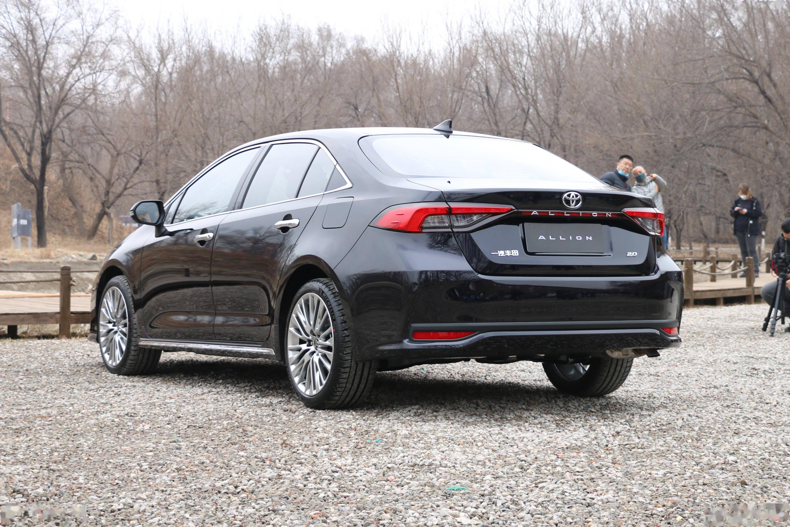 尊享版就挺好一汽丰田亚洲狮购买推荐