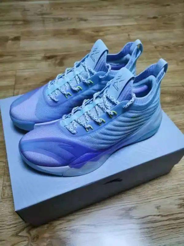 安踏kt6 low 高山流水系列之行云流水.