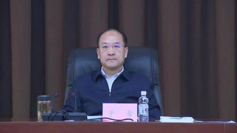 县委理论学习中心组集体学习会暨党史学习教育专题读书班结业