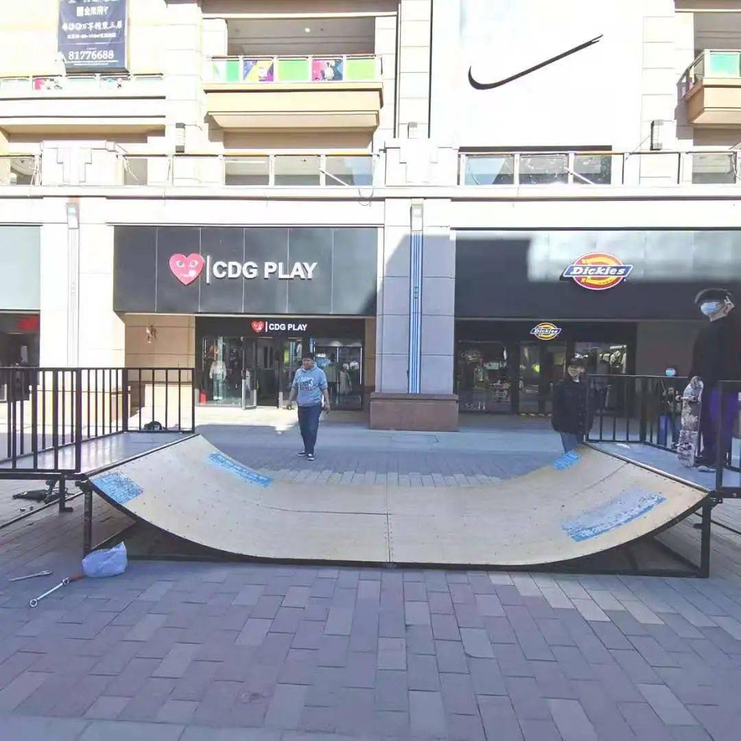 仅限大家参观涂鸦表演,不过我们会在室外开展免费u池教学体验活动