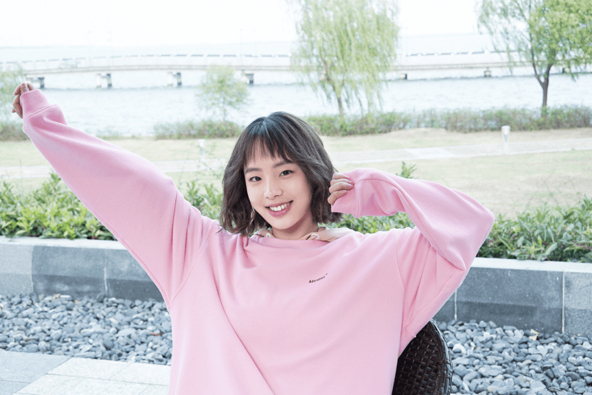 张天颖灵气与生俱来甜美背后还有酷飒