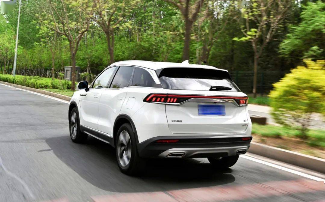 好酒藏深巷,试驾beijing-x7