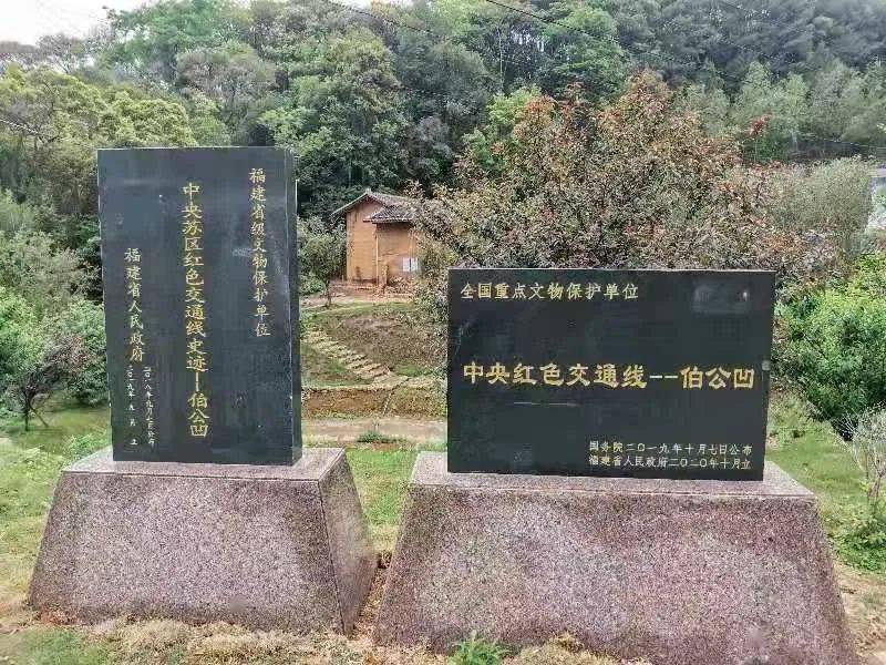 《绝密使命》央视今晚开播,全国各地广播记者昨天来到了这里._伯公凹