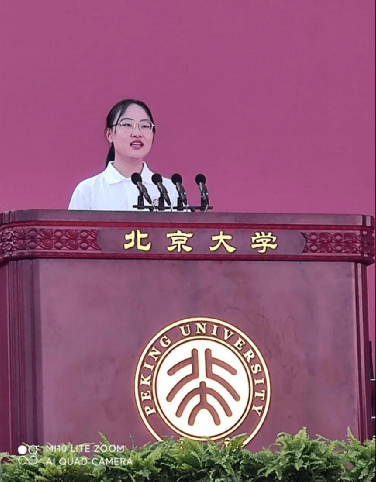 北大校长疾呼孩子一生要交两个朋友少一个都不行