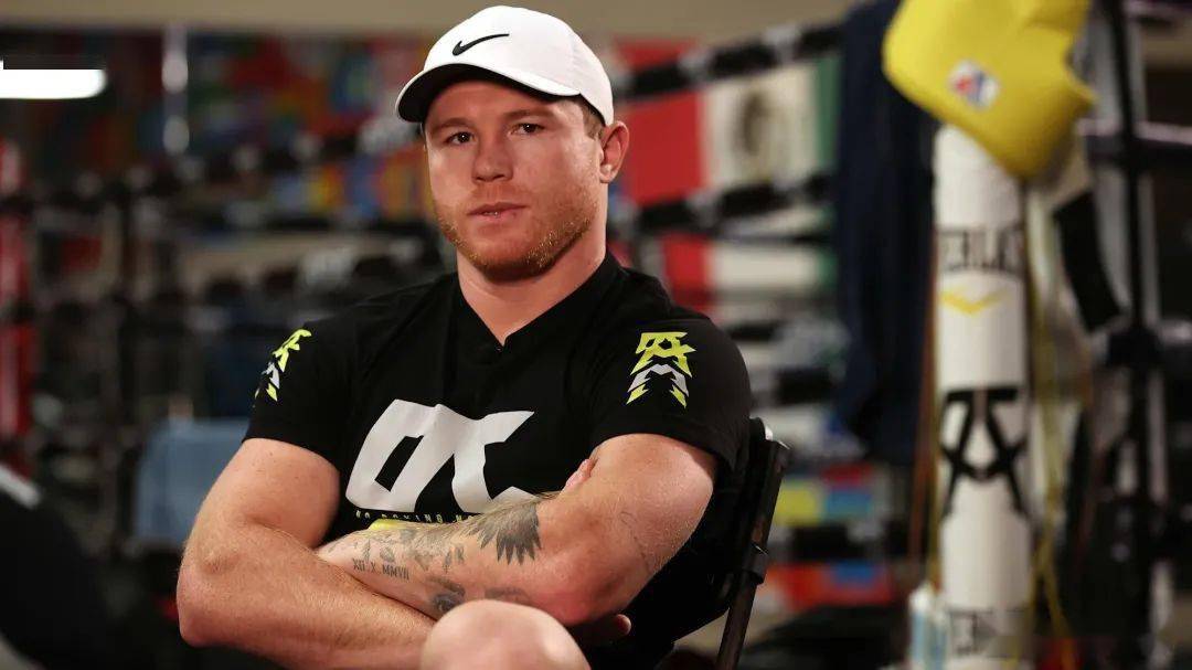 拳王桑德斯有些不自信要求与阿瓦雷兹之战必须有一名英国裁判