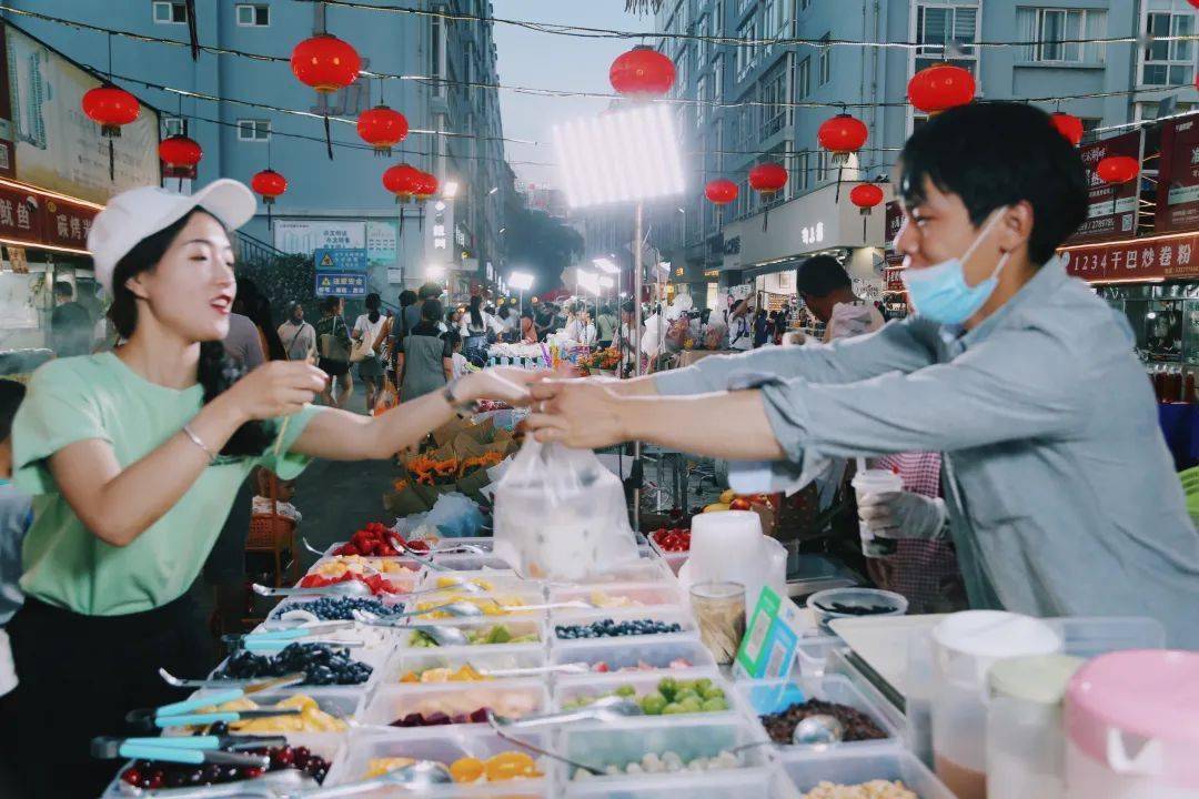 淘宝街玉溪夜生活的入口