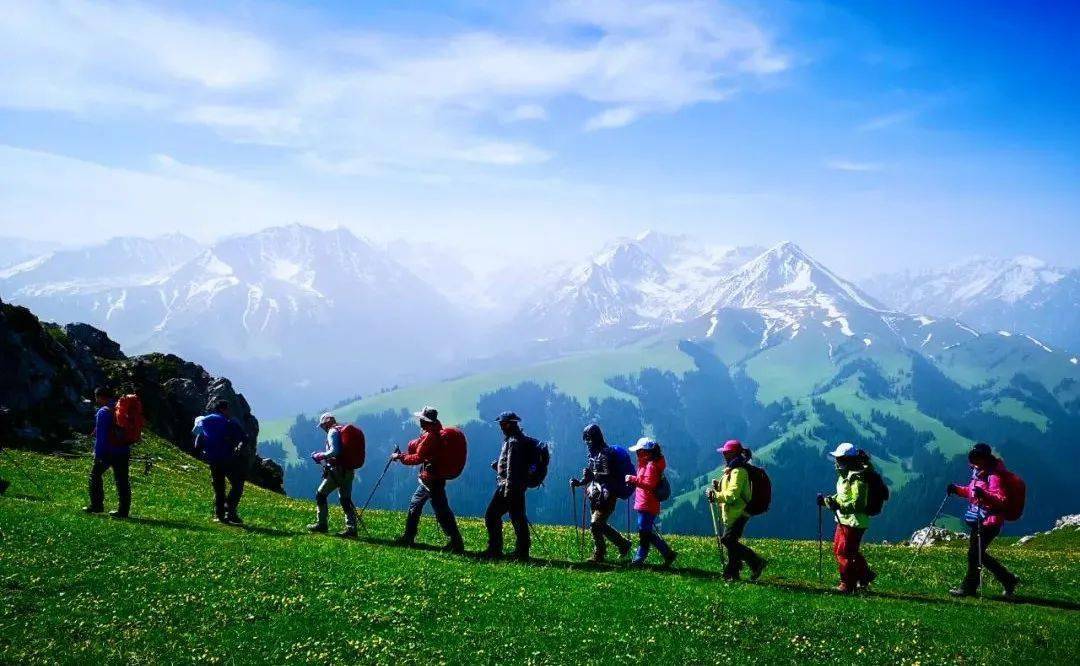 伊宁集合2021年6月12日19日新疆喀拉峻徒步穿越端午首发