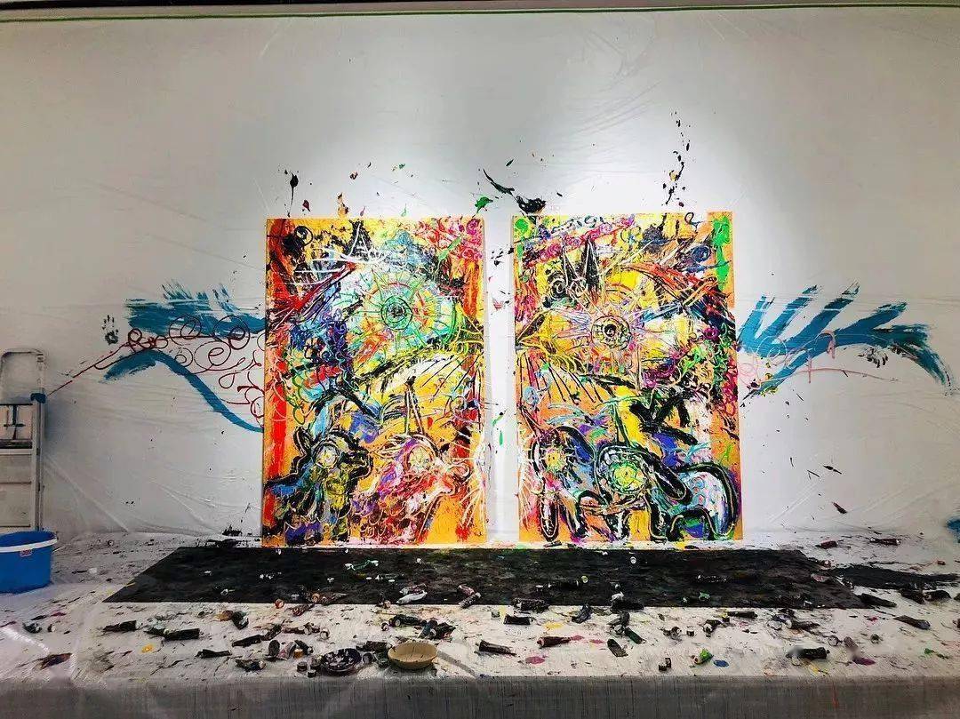 “狂野少女”绘画堪比毕加索,8亿人看她作画,作品震惊整个国际画坛