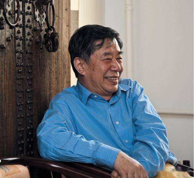 老舍之子舒乙病逝,曾说从美国归来的父亲"是个怪人",43岁开始研究他