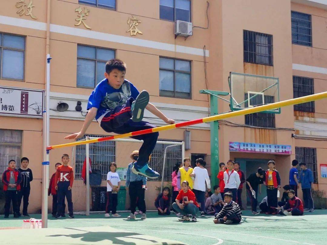 三北小学邀请浙江省特级教师来校讲座