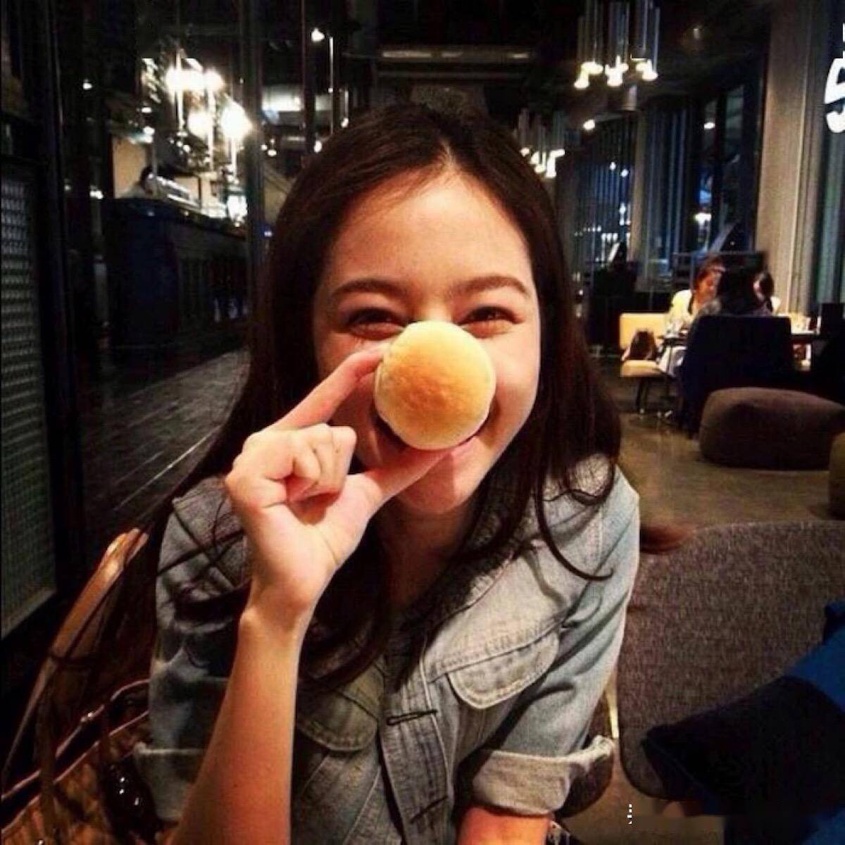 拍照怎么把脸糊掉 55f5379d54bf4e379de213368c9de0c2.jpeg